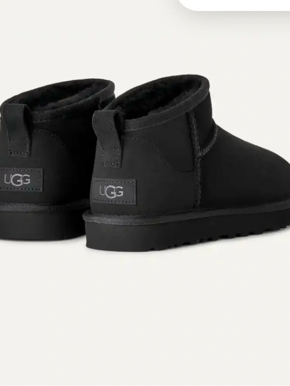 UGG Kids Classic Ultra Mini Boot - Black Size 2